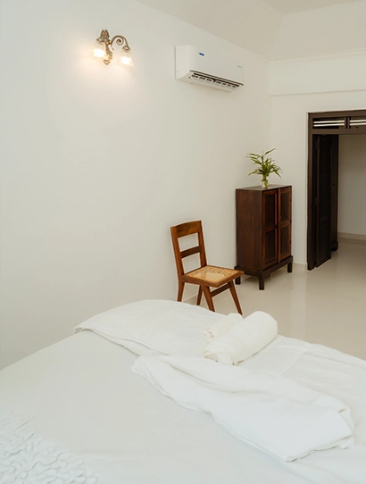410X542_ ROOM images_02